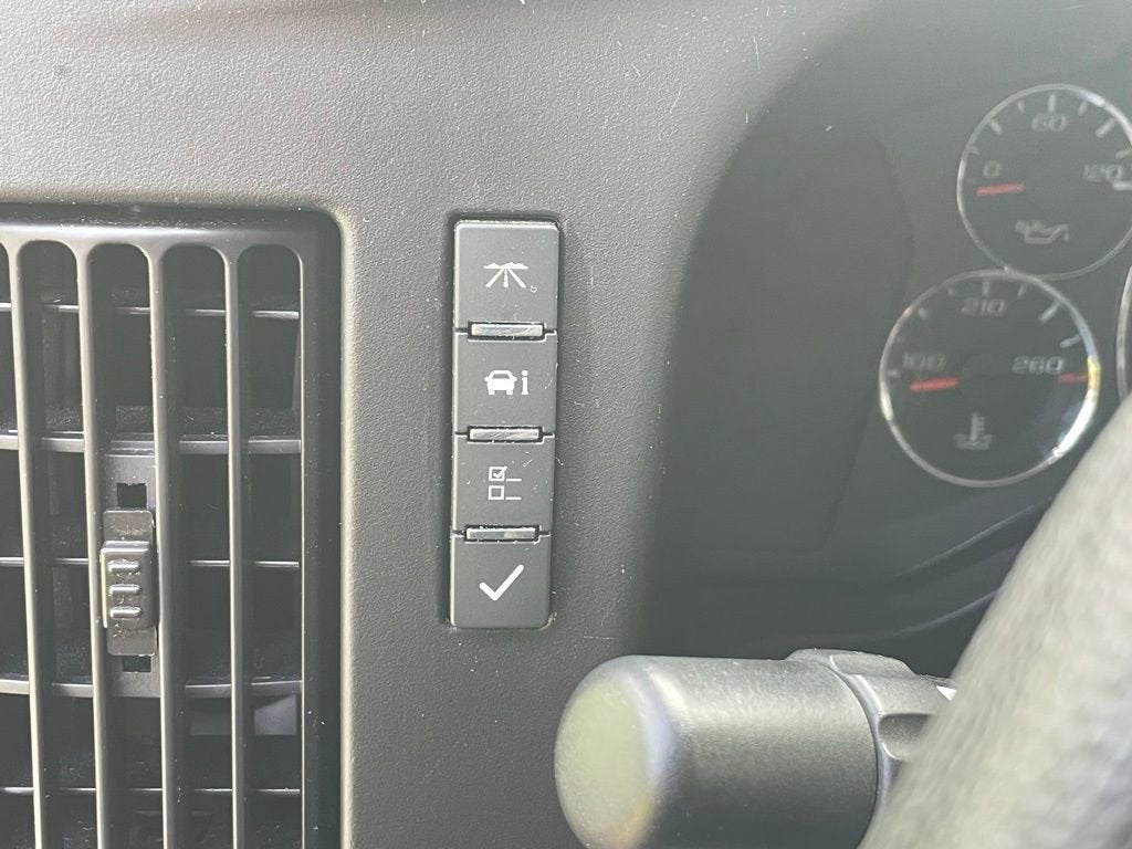 2024 Chevrolet Express Cargo 2500 WT