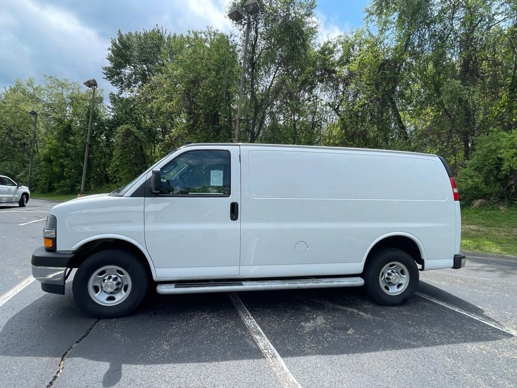 2024 Chevrolet Express Cargo 2500 WT