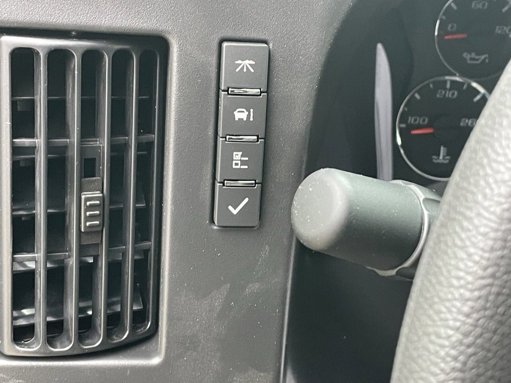 2025 Chevrolet Express Cargo 2500 WT