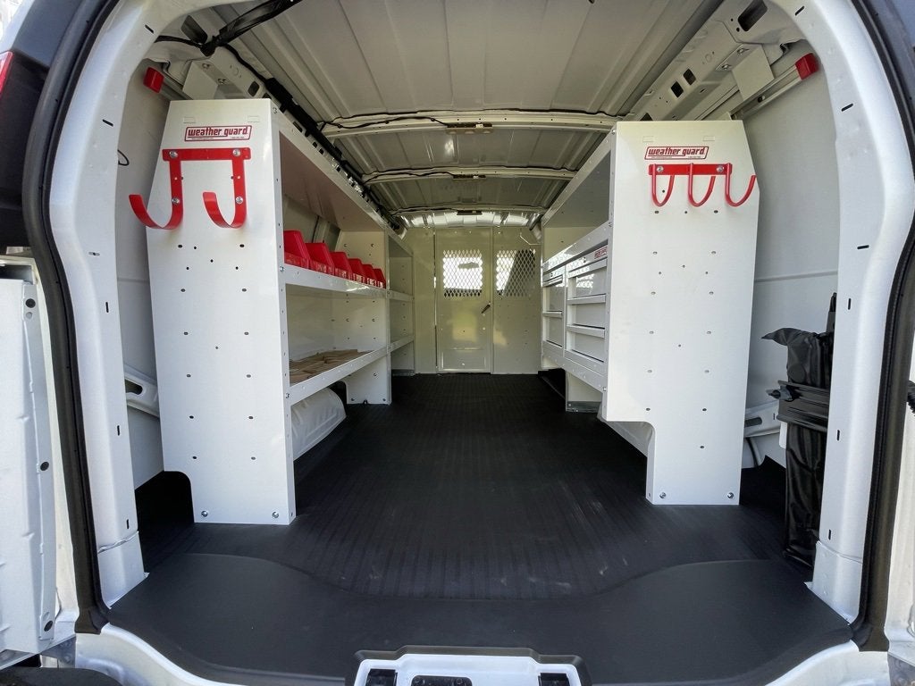 2025 Chevrolet Express Cargo 3500 WT