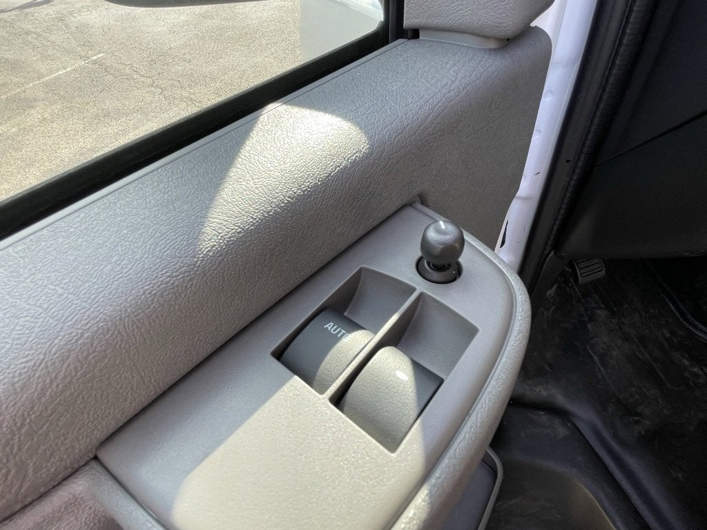 2025 Chevrolet Express Cargo 3500 WT