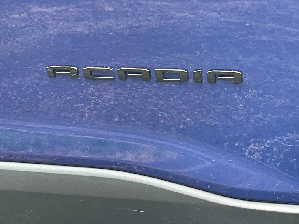 2023 GMC Acadia SLT
