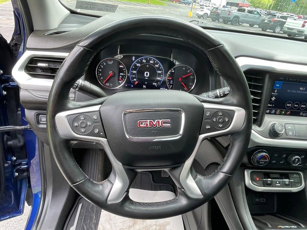 2023 GMC Acadia SLT
