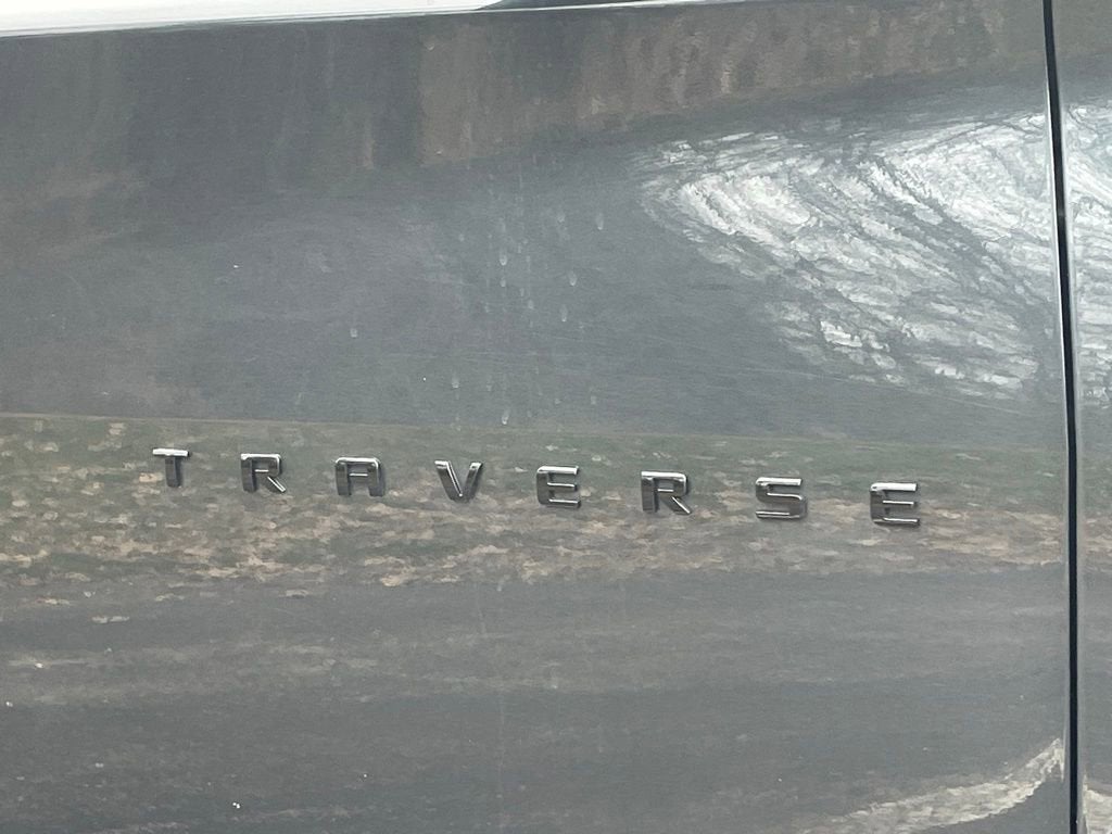 2021 Chevrolet Traverse RS