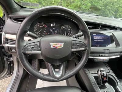 2023 Cadillac XT4 Premium Luxury