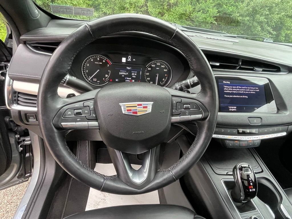 2023 Cadillac XT4 Premium Luxury