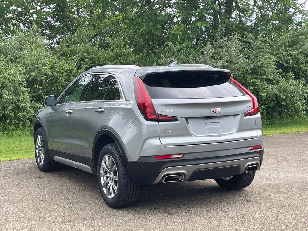 2023 Cadillac XT4 Premium Luxury