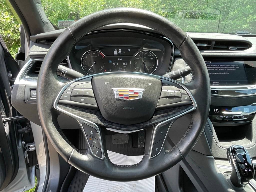 2023 Cadillac XT5 Premium Luxury