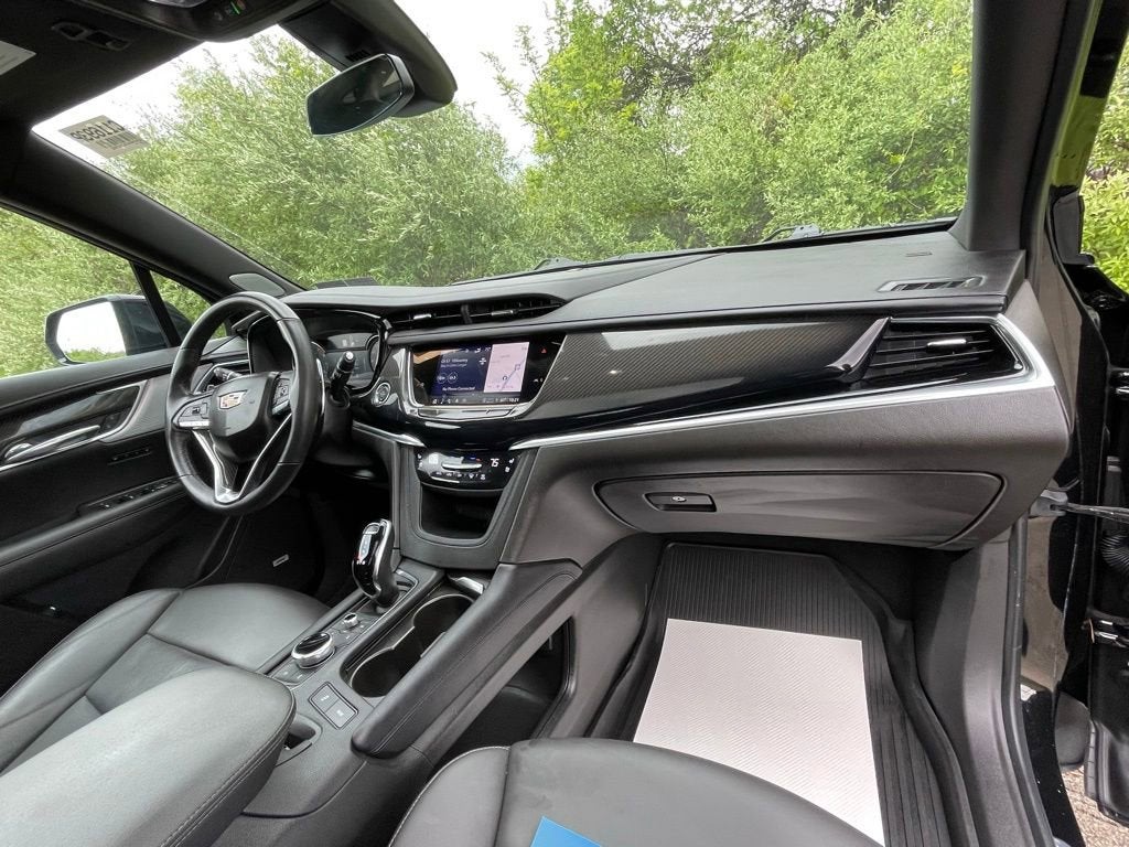 2024 Cadillac XT6 Sport