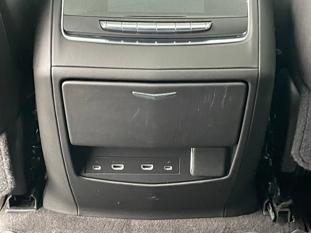 2022 Cadillac Escalade Sport Platinum