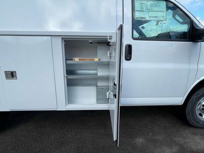 2026 Chevrolet Express Cutaway 3500 1WT