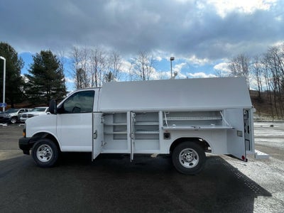 2026 Chevrolet Express Cutaway 3500 1WT