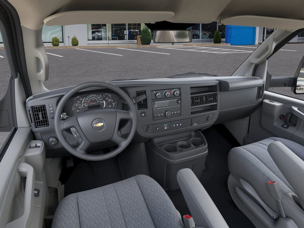 2026 Chevrolet Express Cutaway 3500 1WT