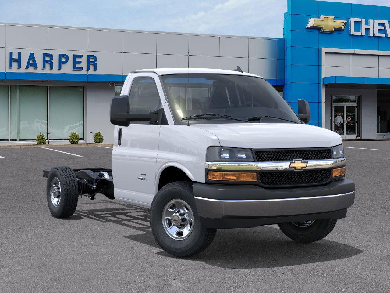 2026 Chevrolet Express Cutaway 3500 1WT