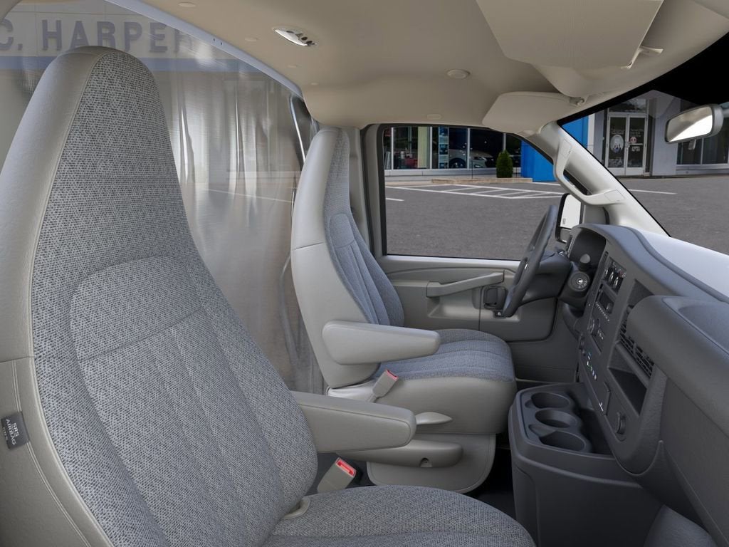 2026 Chevrolet Express Cutaway 3500 1WT