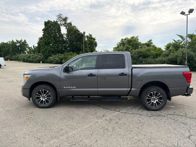 2023 Nissan TITAN Crew Cab SV 4x4