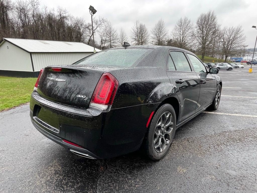 2018 Chrysler 300 300S AWD