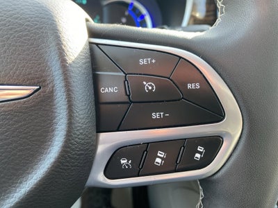 2022 Chrysler Pacifica Hybrid Limited