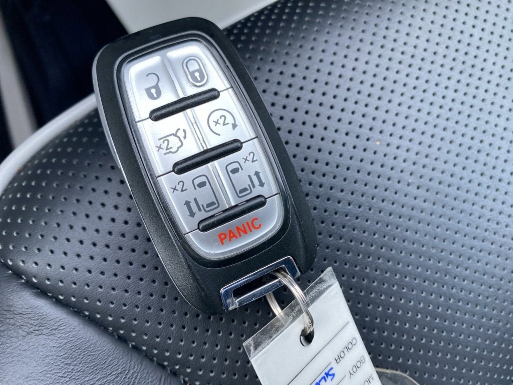 2022 Chrysler Pacifica Hybrid Limited