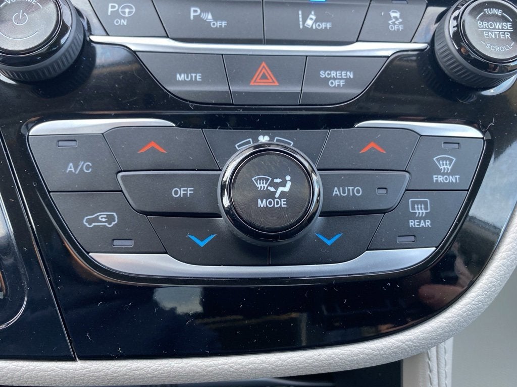 2022 Chrysler Pacifica Hybrid Limited