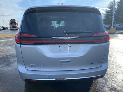 2022 Chrysler Pacifica Hybrid Limited