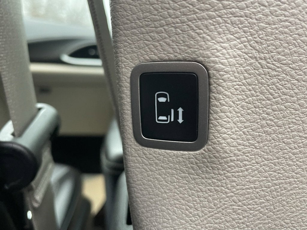 2024 Chrysler Pacifica Touring L AWD