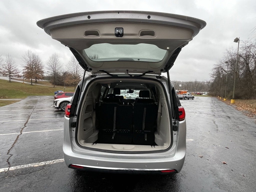 2024 Chrysler Pacifica Touring L AWD