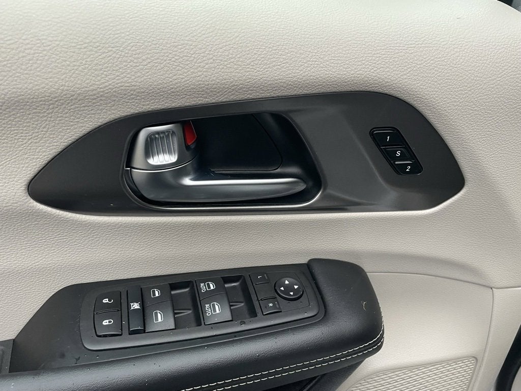 2024 Chrysler Pacifica Touring L AWD