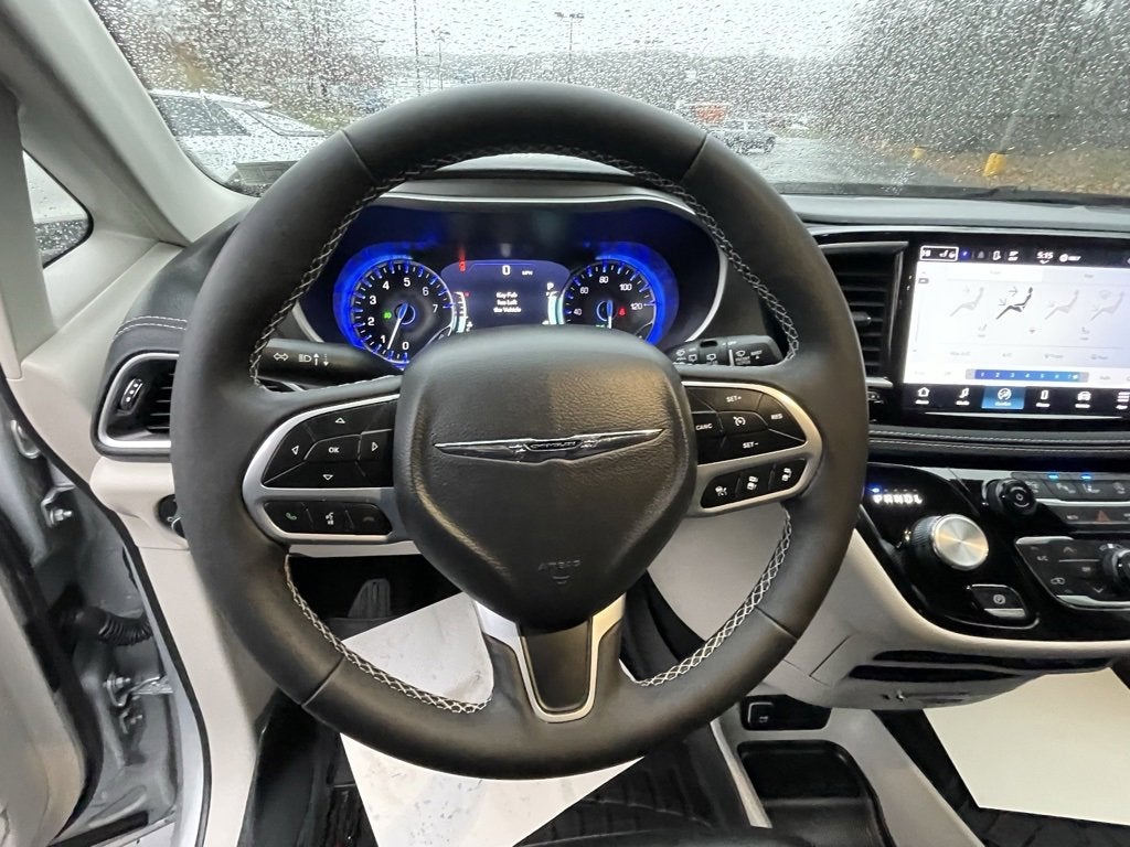 2024 Chrysler Pacifica Touring L AWD