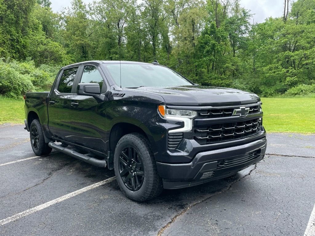 2024 Chevrolet Silverado 1500 RST 4X4 Crew Cab Short Box's photo