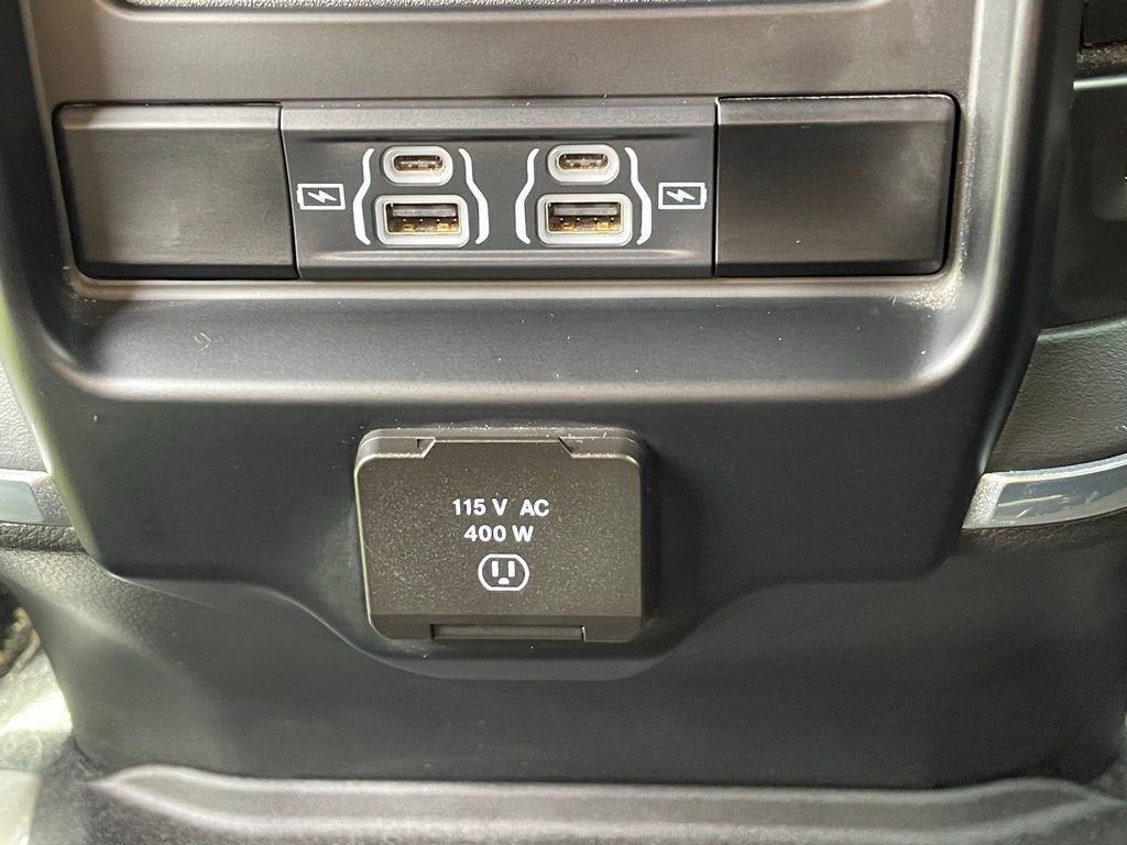 2024 RAM 2500 Laramie Crew Cab 4x4 6'4" Box