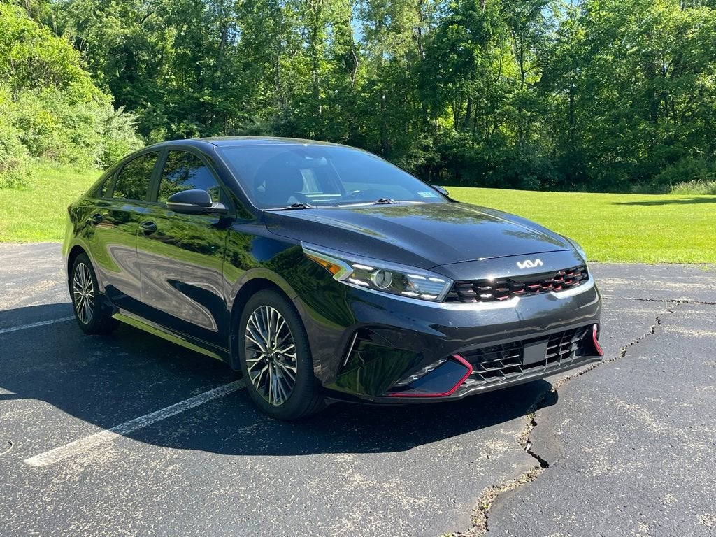 2022 Kia Forte GT-Line AT's photo
