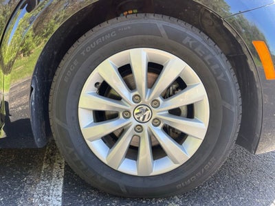 2019 Volkswagen Beetle 2.0T S