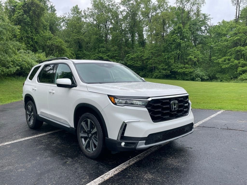 2025 Honda Pilot Touring