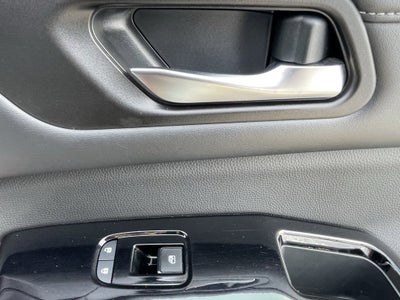 2023 Nissan Pathfinder SL 4WD