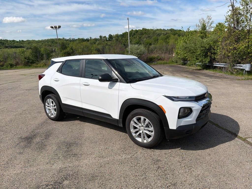 2023 Chevrolet Trailblazer LS AWD's photo