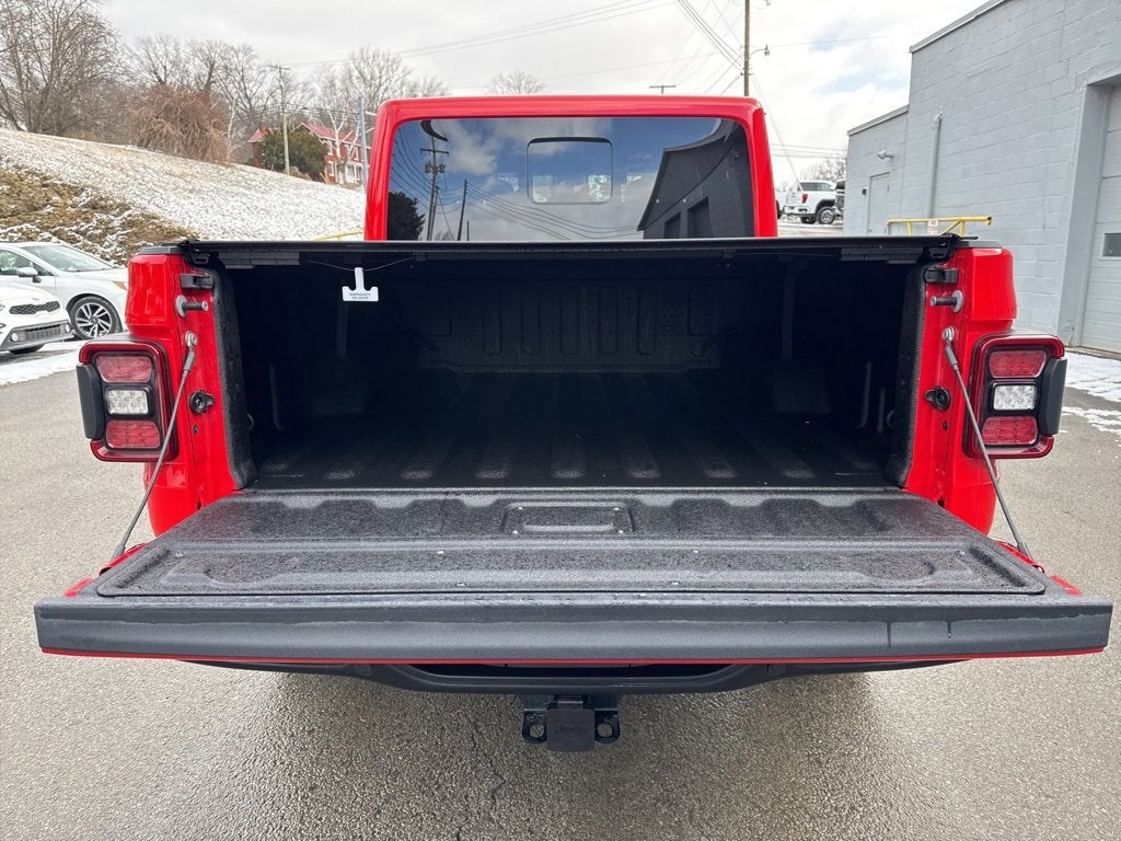 2025 Jeep Gladiator Mojave X