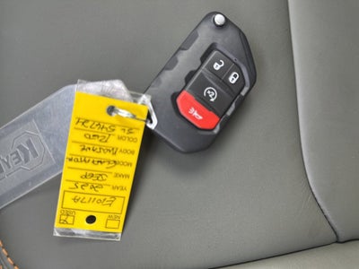 2025 Jeep Gladiator Mojave X