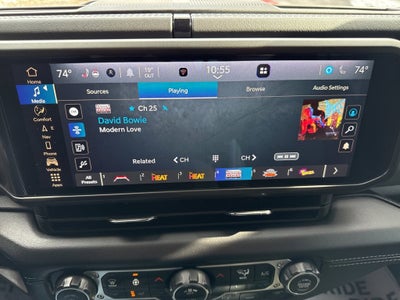 2025 Jeep Gladiator Mojave X