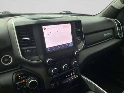 2022 RAM 1500 Big Horn Crew Cab 4x4 5'7" Box