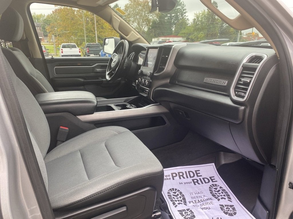 2020 RAM 1500 Big Horn Crew Cab 4x4 5'7" Box