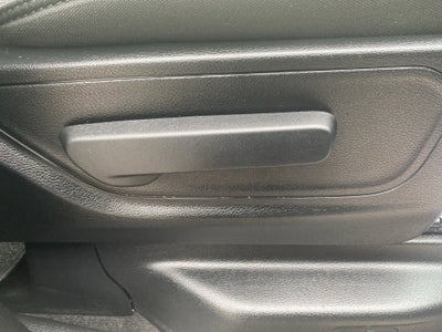 2020 RAM 1500 Big Horn Crew Cab 4x4 5'7" Box