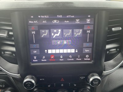 2020 RAM 1500 Big Horn Crew Cab 4x4 5'7" Box