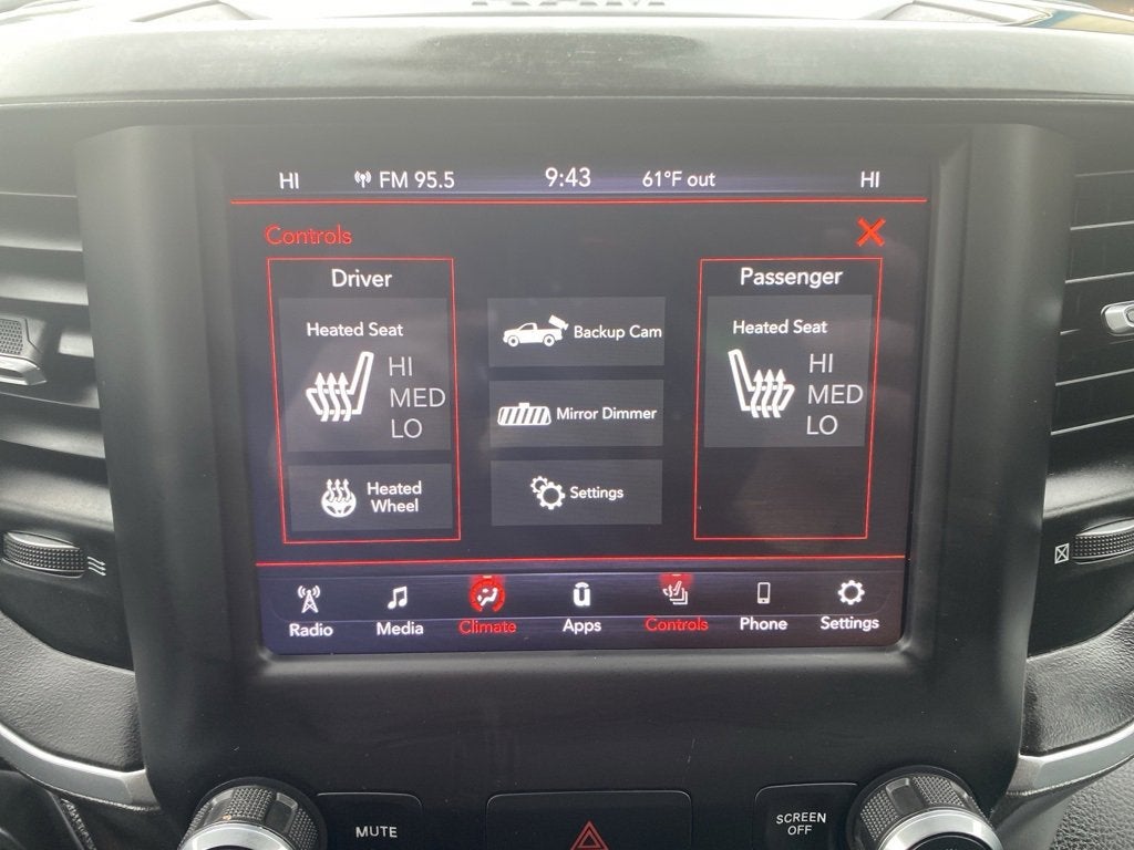 2020 RAM 1500 Big Horn Crew Cab 4x4 5'7" Box