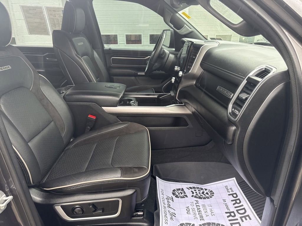 2023 RAM 1500 Laramie Crew Cab 4x4 5'7" Box