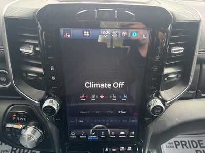 2023 RAM 1500 Laramie Crew Cab 4x4 5'7" Box