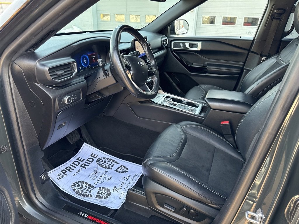 2022 Ford Explorer ST