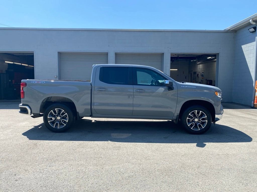 2024 Chevrolet Silverado 1500 LT (2FL)