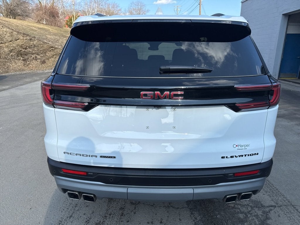 2025 GMC Acadia Elevation