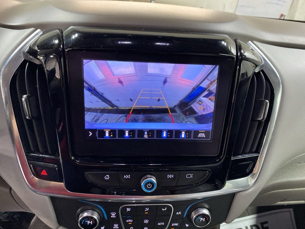 2020 Chevrolet Traverse LT Leather